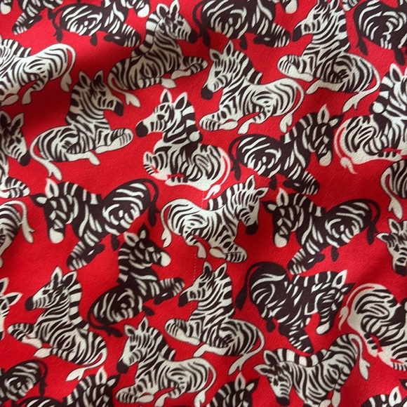 JB by Julie Brown Red Zebra 🦓 Print Blouse/ Size 8 - Picture 4 of 8